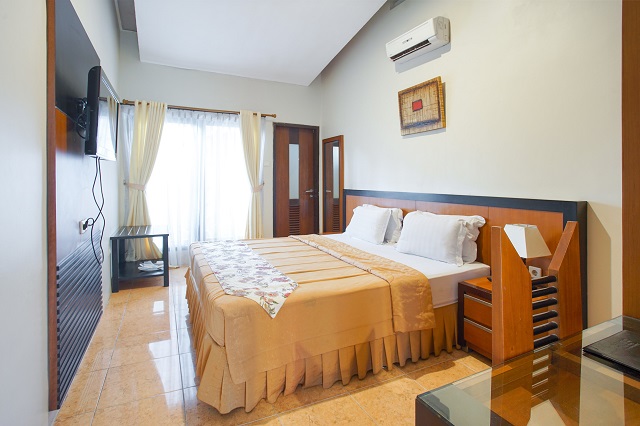 Grand Ussu Hotel & Convention